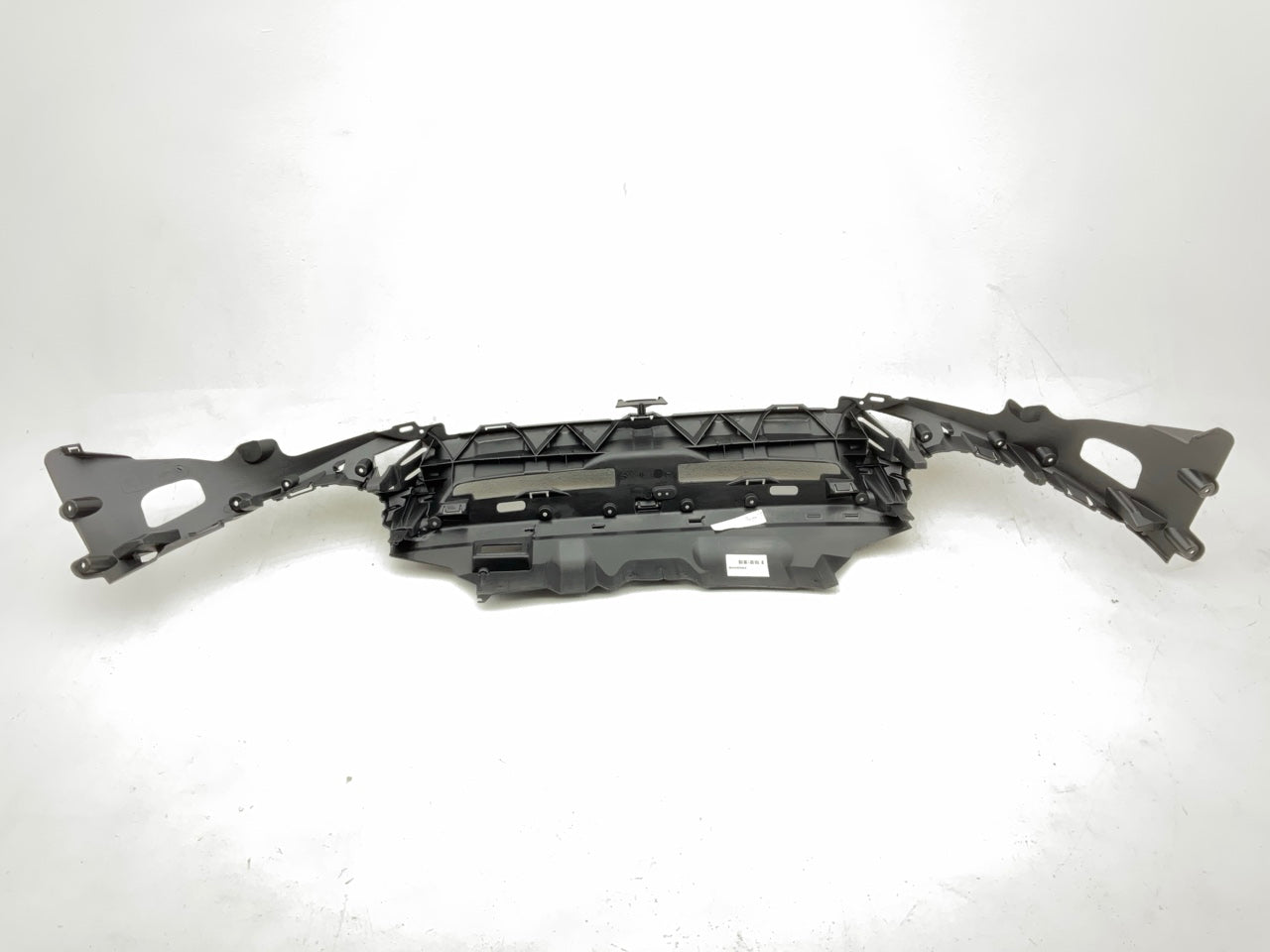 2012 2013 2014 Ford Focus Front Bumper Support Bracket FO1065105