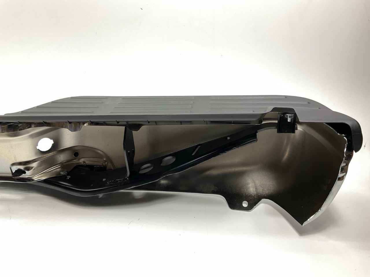 Some Scratches - REAR Chrome Step Bumper Assembly 1999-2007 Ford F-250 F-350