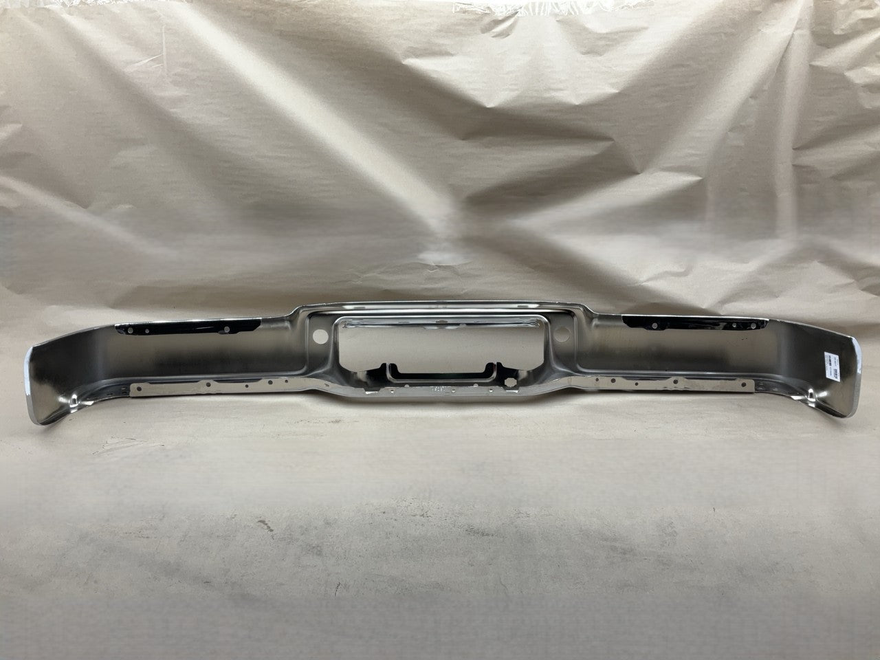 FO1102358 Chrome Rear Bumper W/O Park Assist Sensor Holes - 2004-2008 Ford F-150
