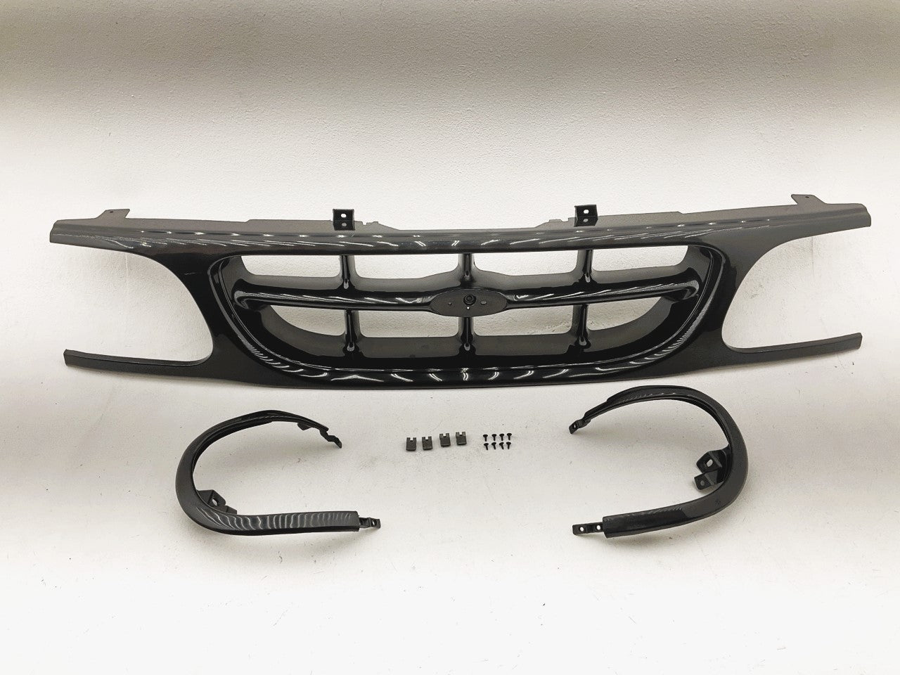 NEW AFTERMARKET - Matted Black Grille For 1995-01 Ford Explorer, F87Z-8200-NAD