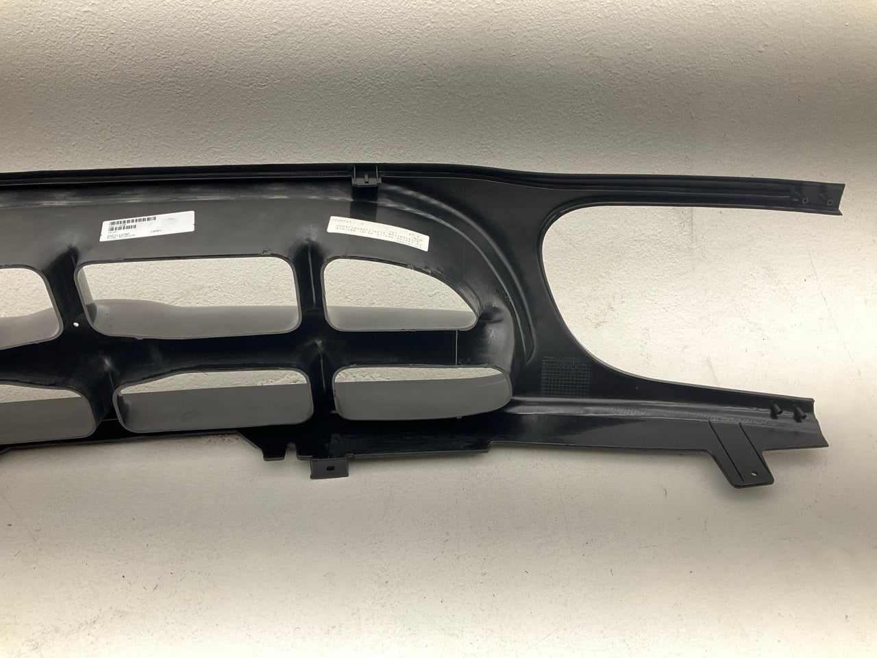 NEW AFTERMARKET - Matted Black Grille For 1995-01 Ford Explorer, F87Z-8200-NAD