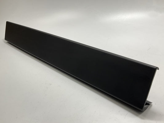 Flexible Step Tailgate Center Molding - 2011-2016 Ford F-250 F-350 SD Super Duty