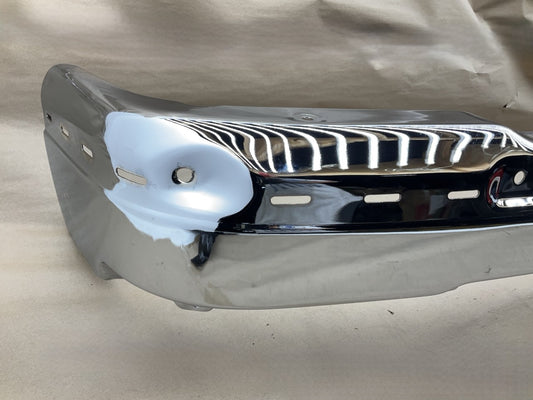 GM1002819 New Front Chrome Bumper Bar 2003-2006 Chevy 1500 2500 3500