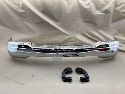 NEW GM1002835 Chrome Front Bumper 1999-2002 GMC Sierra 1500 2500 3500 Pickup