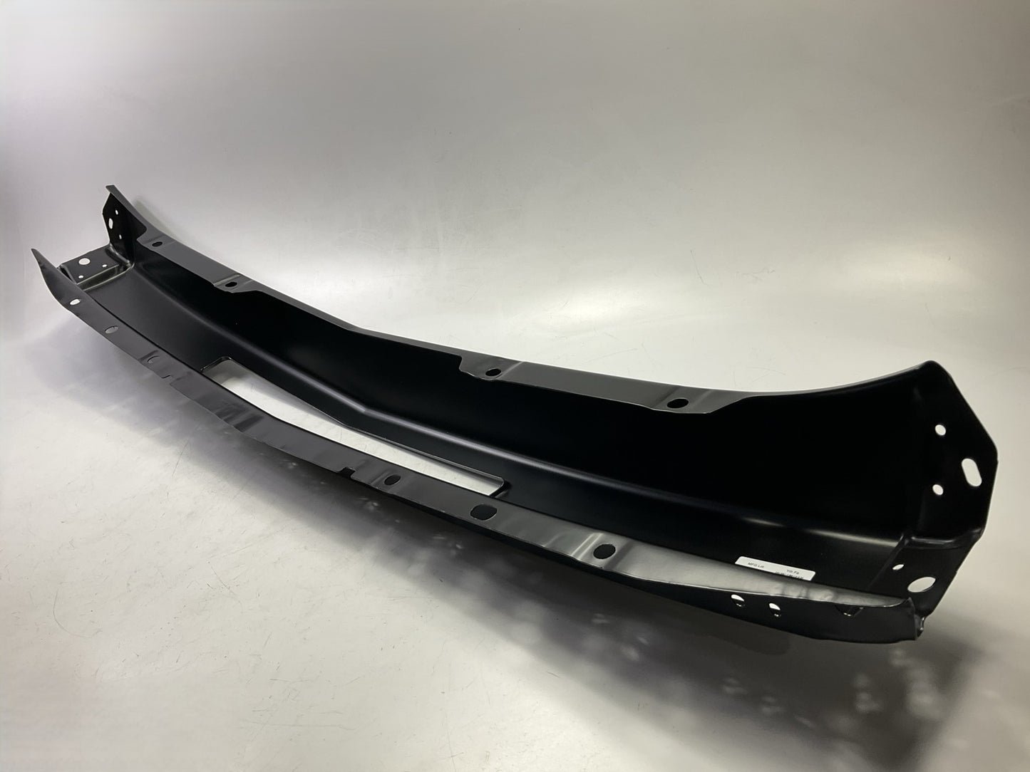 NEW AFTERMARKET Front Bumper Face Bar 2007-13 Chevy Silverado 1500 2500 3500