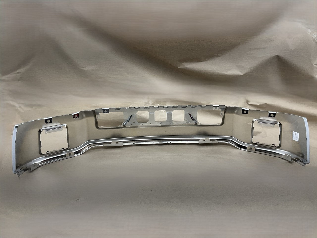 GM1002848  2014-2015 GMC Sierra 1500 Chrome Steel Front Bumper W/O Sensor Holes