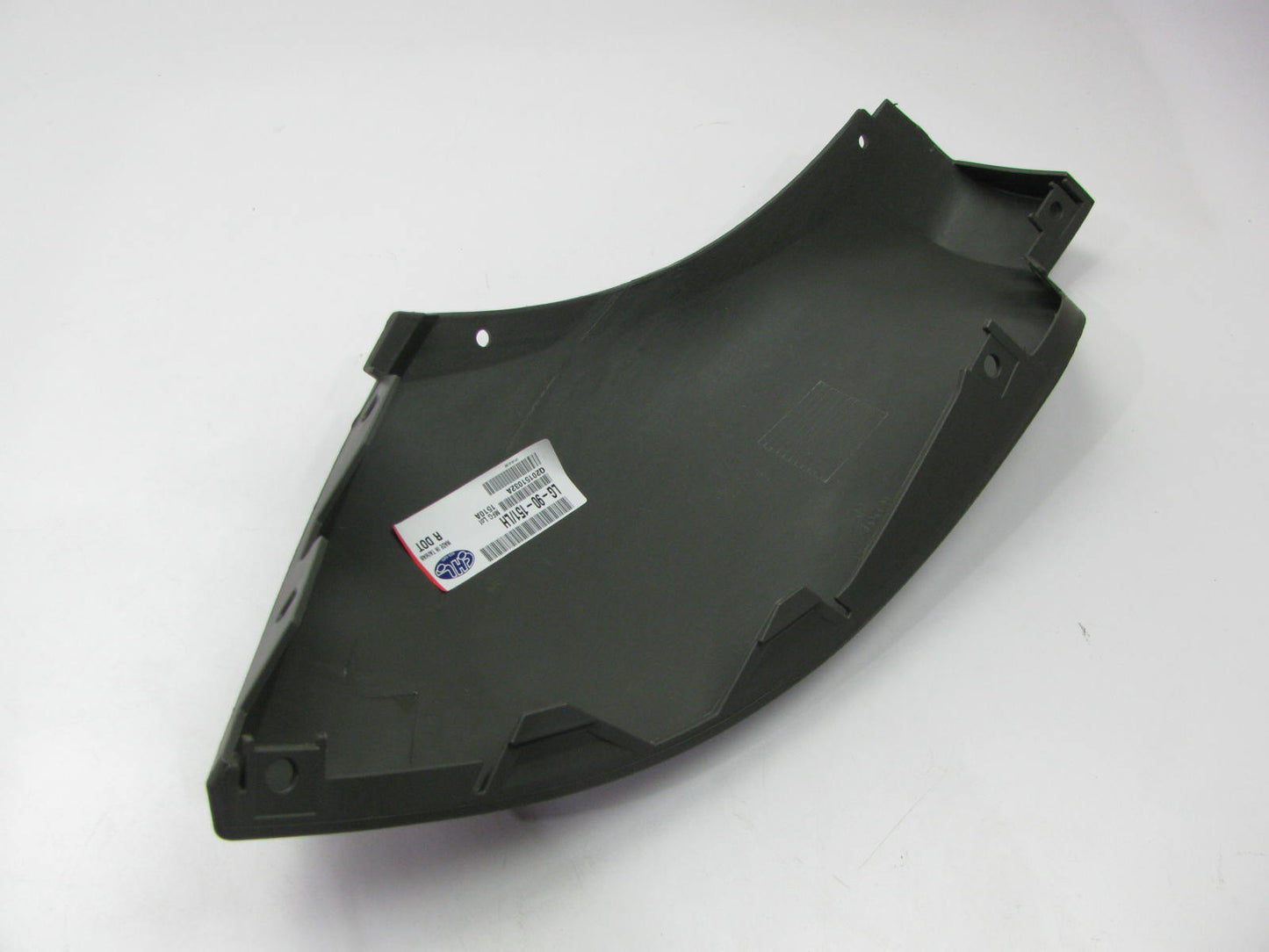 NEW - AFTERMARKET GM1016102 Front Bumper Lower Cover Left For 2006-2009 Torrent