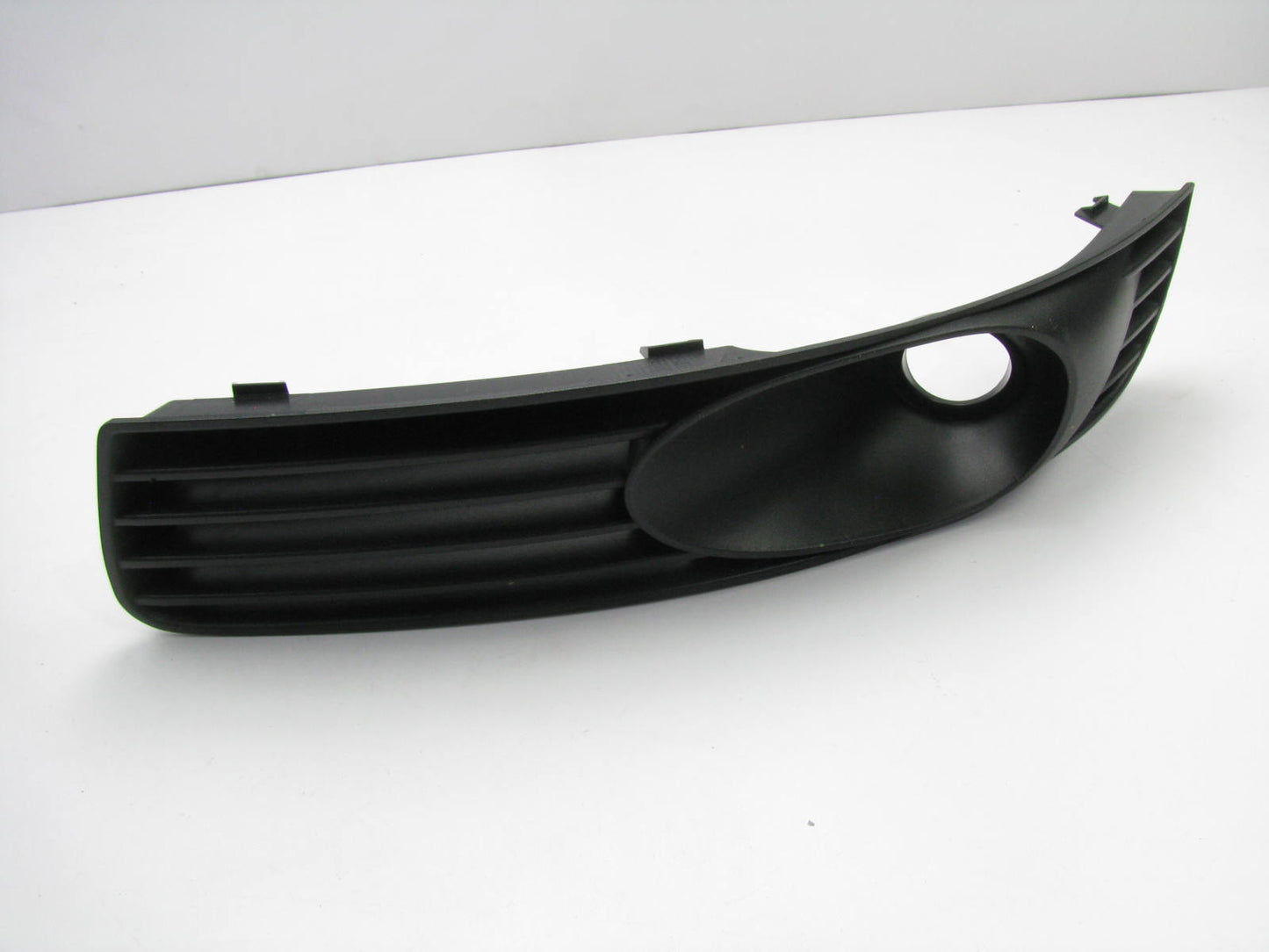 NEW AFTERMARKET Left Fog Light Lamp Trim Bezel - 2005-2010 Cobalt GM1038102