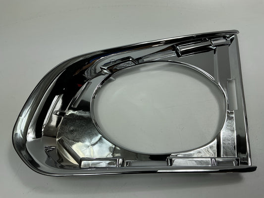 GM1038182 Front Left Fog Light Trim Bezel - 2013-2015 Chevrolet Trax