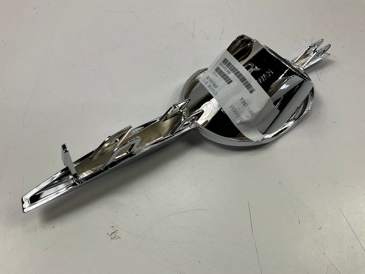 NEW AFTERMARKET Front Right Fog Lamp Trim Bezel 2010-2011 LaCrosse GM1039124
