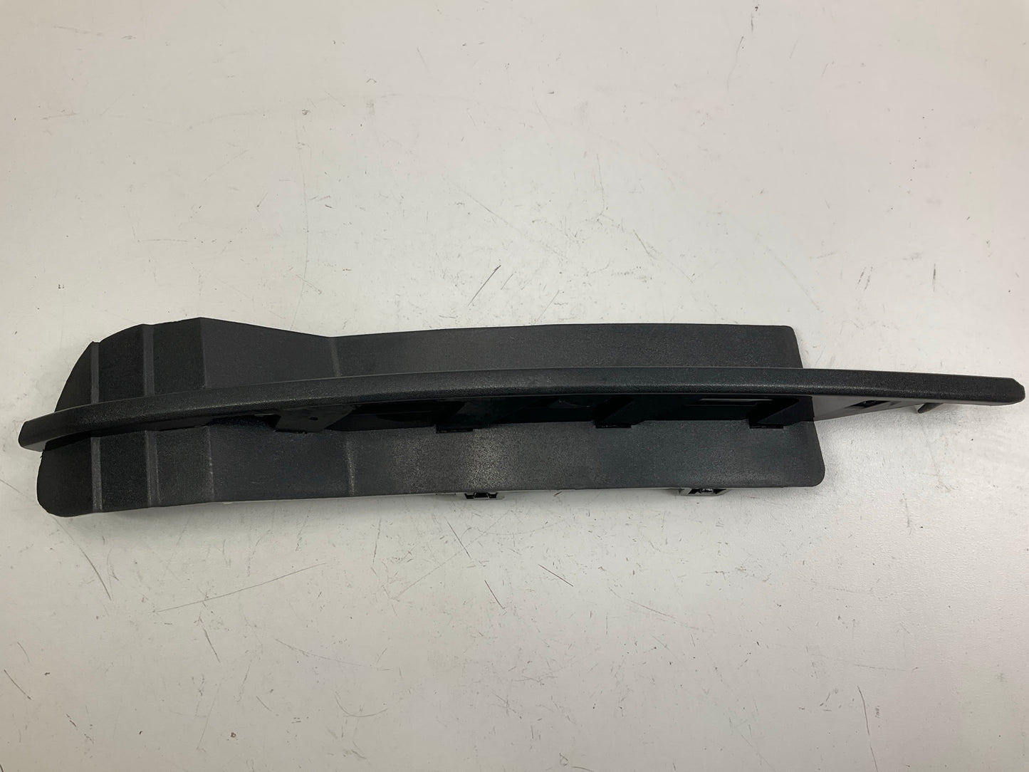NEW AFTERMARKET Front Right Bumper Insert For 2010-12 Chevrolet Malibu 20861566