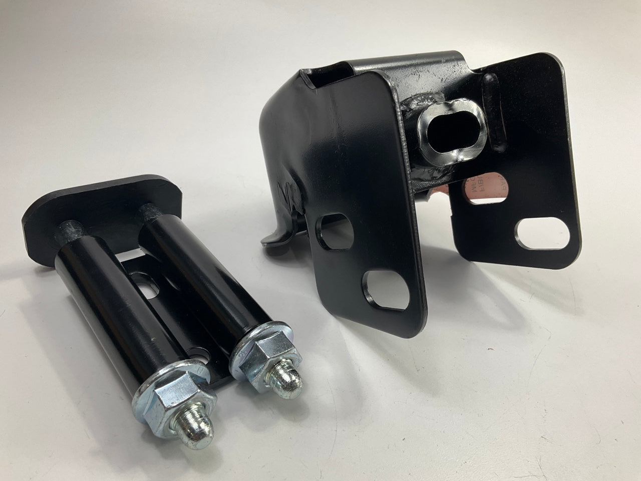 NEW Bumper Bracket - 2007-2013 Sierra Silverado 1500 Tahoe Front Left Or Right