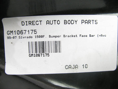 Front Right Bumper Bracket GM1067175 For 2002-2006 Chevrolet Avalanche 2500