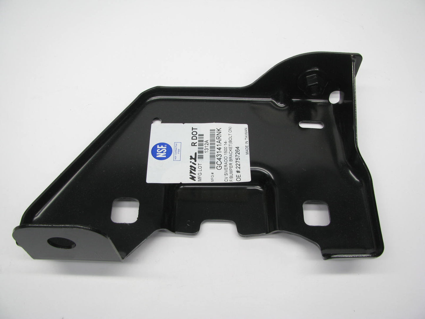 NEW AFTERMARKET - FRONT RIGHT INNER Bumper Mounting Bracket GM1067199