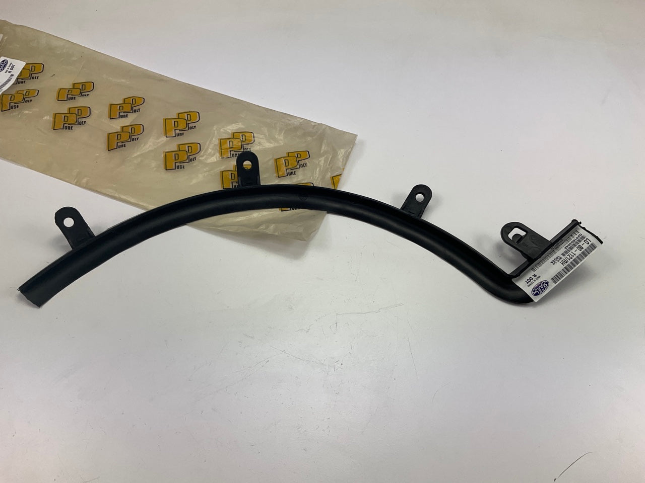 NEW, AFTERMARKET Front Right Side Bumper To Body Filler Panel 07-10 Silverado