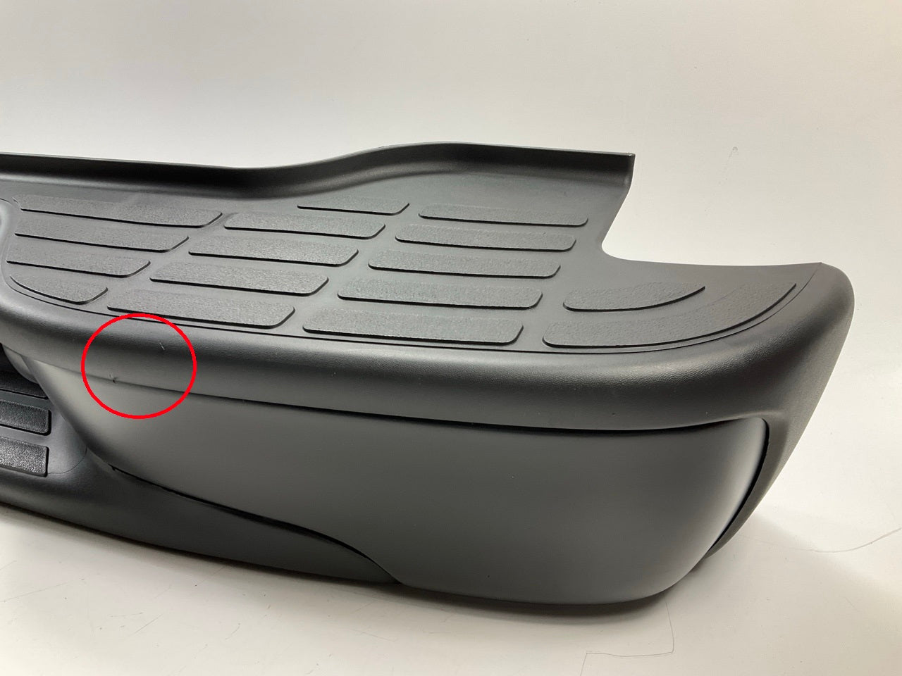 SCRATCHED -NEW  AFTERMARKET GM1101115 Rear Bumper For 00-06 Tahoe, Yukon
