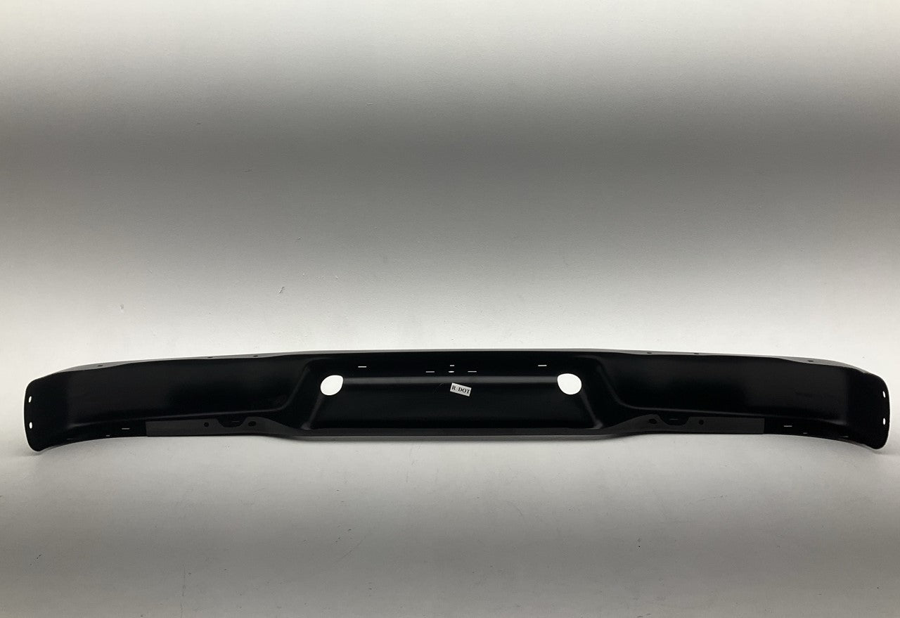 SURFACE SCRATCHES - AFTERMARKET GM1102398 Rear Bumper Face Bar