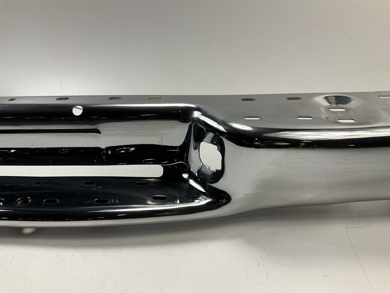 NEW AFTERMARKET GM1102415 Rear Chrome Step Bumper - 1998-2004 Chevy S10, Sonoma