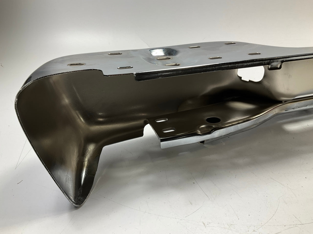 NEW AFTERMARKET GM1102415 Rear Chrome Step Bumper - 1998-2004 Chevy S10, Sonoma