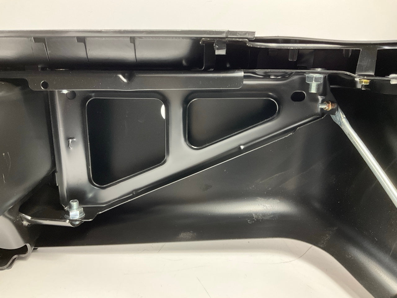 GM1103152 Rear Step Bumper W/sensor Holes - 07-10 Silverado Sierra 2500 3500 HD