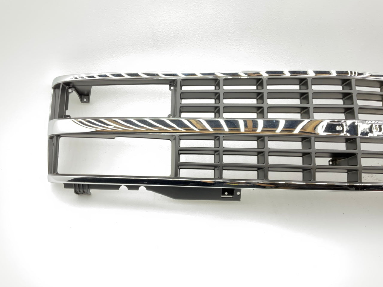 NEW AFTERMARKET GM1200142 Chrome Grille Shell - 1988-1993 Chevy C1500 C2500 3500