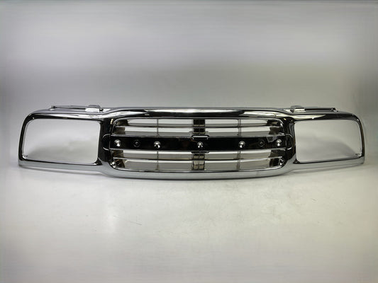 NEW AFTERMARKET GM1200464 Grille - 1999-2004 Chevrolet Tracker