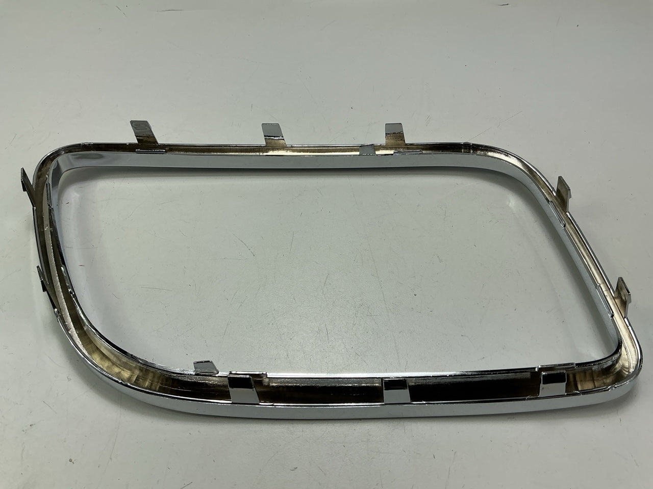 GM1200567 Front Left Outer Grille Trim - NEW AFTERMARKET