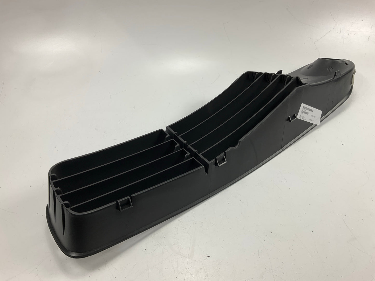 NEW AFTERMARKET -  GM1200579 Front Left Fog Light Bezel 2005-2009 Pontiac G6