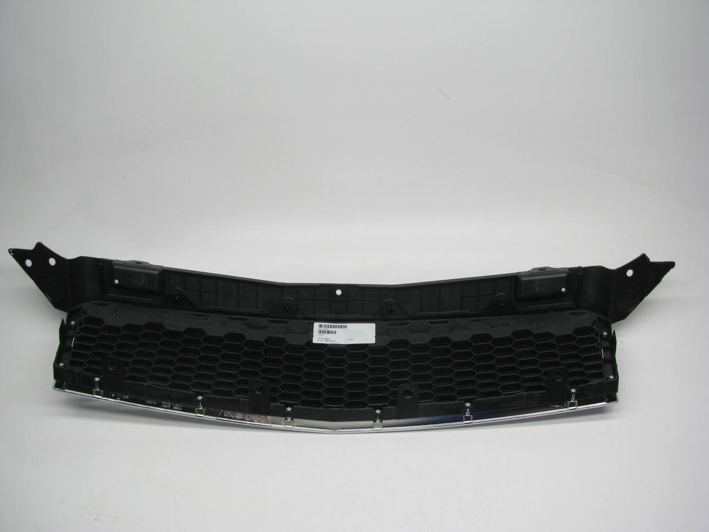 Chrome W/ Black Shell Grille Insert 2009-11 Chevy Aveo5 - NEW AFTERMARKET