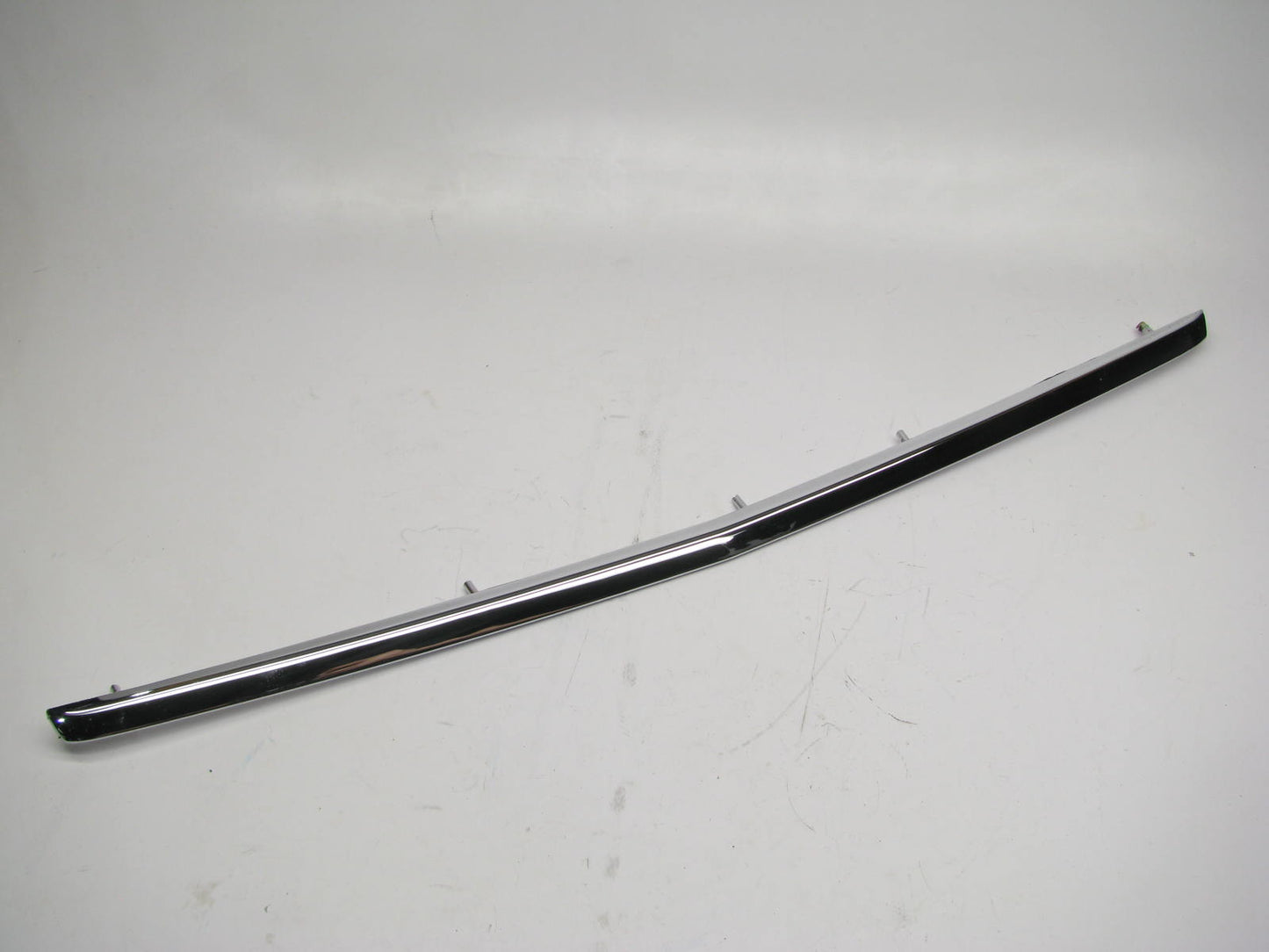 NEW AFTERMARKET - GM1217114 GRILLE Upper Trim Moulding CHROME For 97-99 Malibu