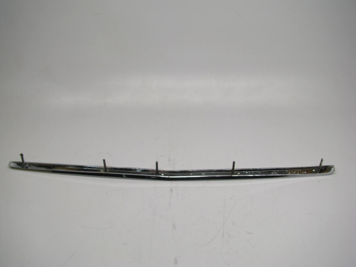 NEW AFTERMARKET - GM1217114 GRILLE Upper Trim Moulding CHROME For 97-99 Malibu