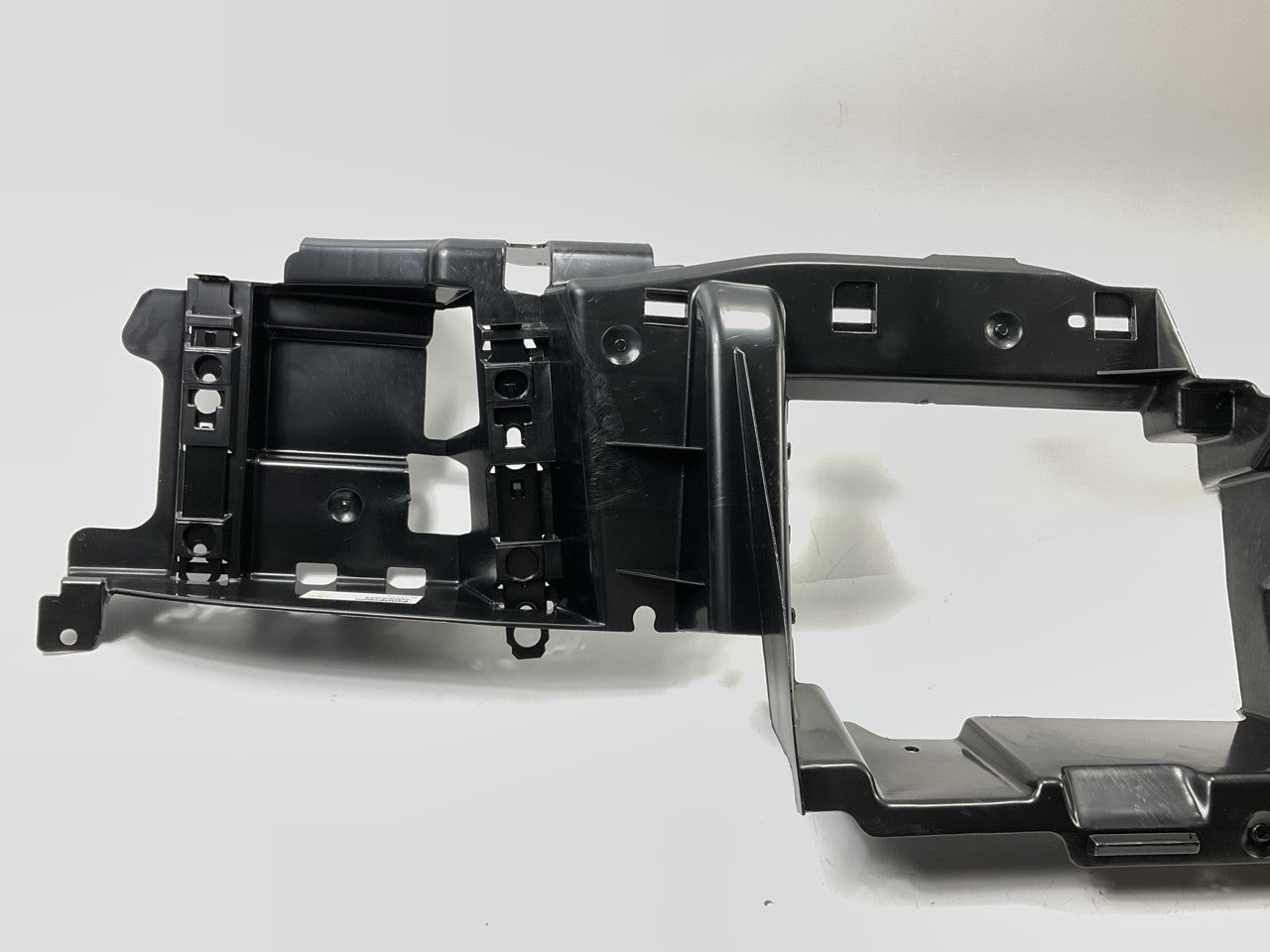 NEW AFTERMARKET GM1221126 Headlight Header Panel Nose For 2002-2009 GMC Envoy