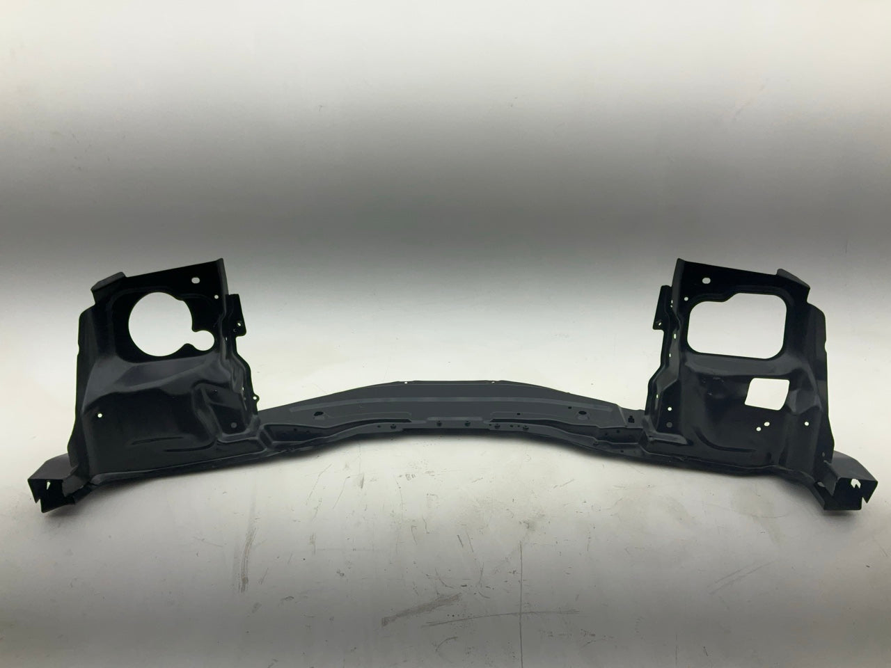GM1225250 Upper Radiator Support For 2008-2010 Saturn Vue Upper Tie Bar