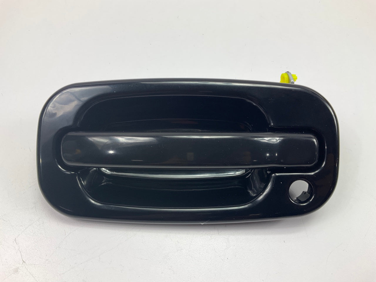 NEW AFTERMARKET Front Left Exterior Door Handle For 99-06 Escalade Silverado