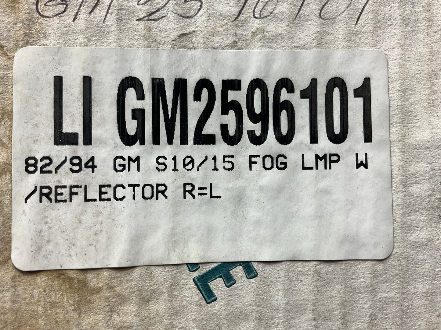 NEW Aftermarket GM2596101 Fog Light Lamp