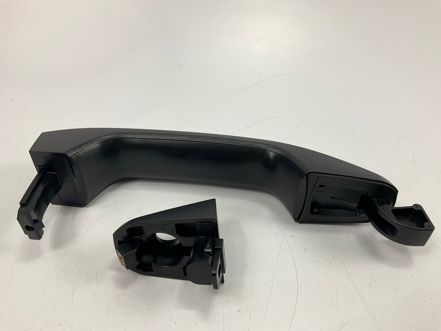 NEW AFTERMARKET Front Left Exterior Door Handle Black Texture 22923605 FDH010117