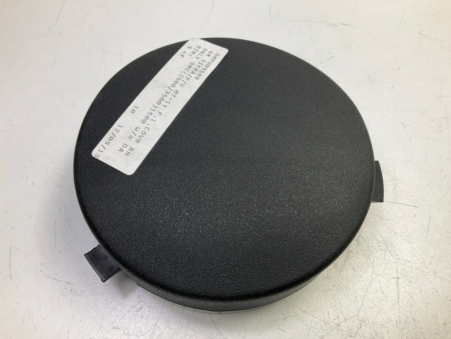 NEW AFTERMARKET Right Fog Light Lamp Cover 2007-13 GMC Sierra 1500, GM1039105