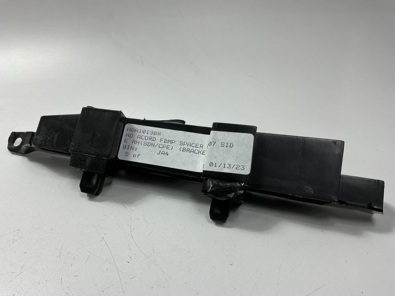 AFTERMARKET Front Right Bumper Cover Support Bracket 2003-07 Honda Accord