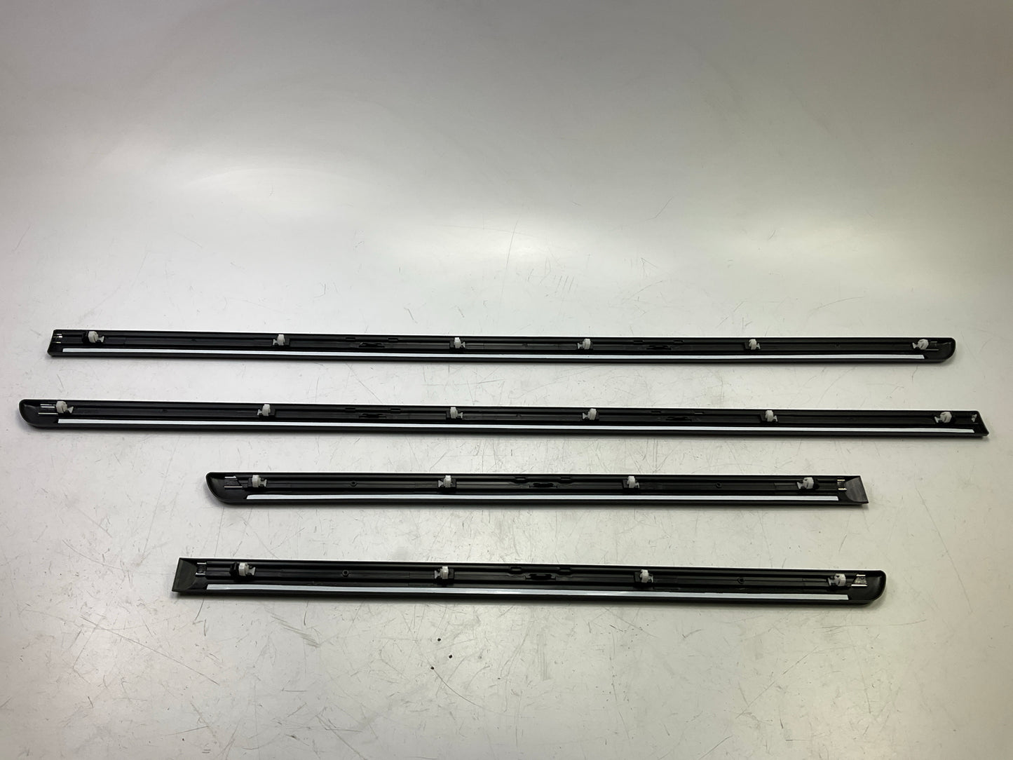 NEW HDA1080AC  2003-2007 Honda Accord Sedan Body Side Molding Trim Set