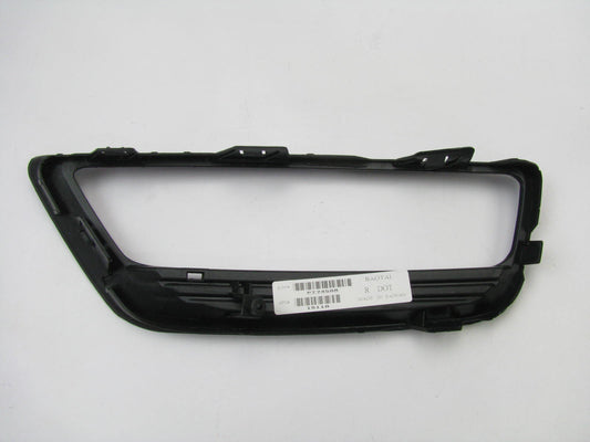NEW AFTERMARKET - FRONT RIGHT Fog Light Bezel For 13-15 Honda Accord HO1039111