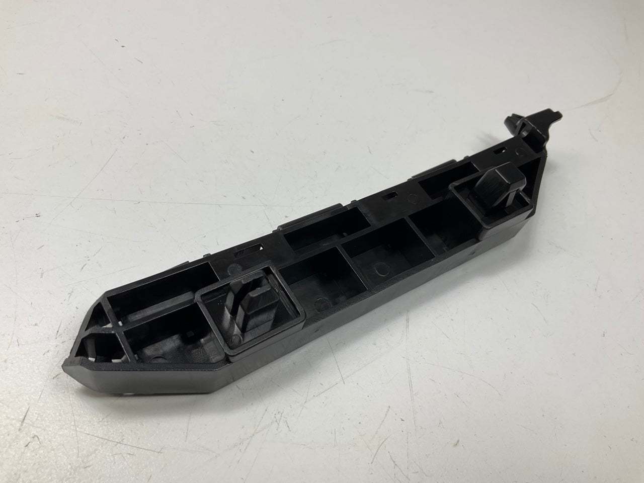 AFTERMARKET Front Right Bumper Retainer Support Bracket 12-15 Honda Civic SEDAN
