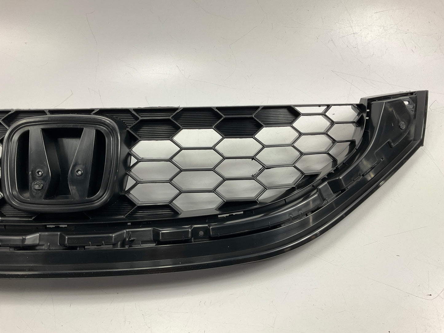 AFTERMARKET -  Black Upper Grille For 2013-2015 Honda Civic 4-Door SEDAN
