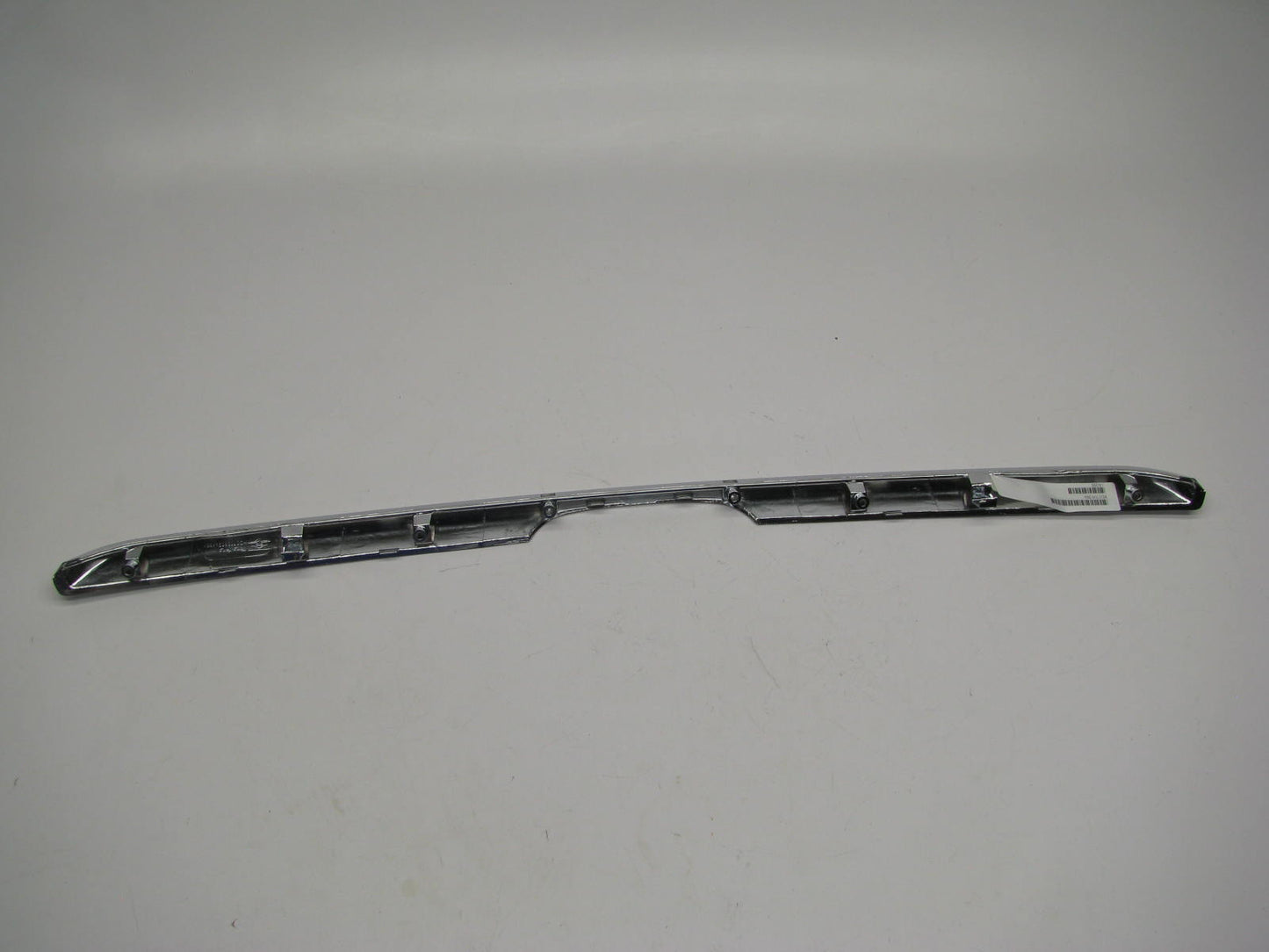 NEW AFTERMARKET Grille Trim Grill Lower Chrome 2005-2006 Honda CR-V HO1216107