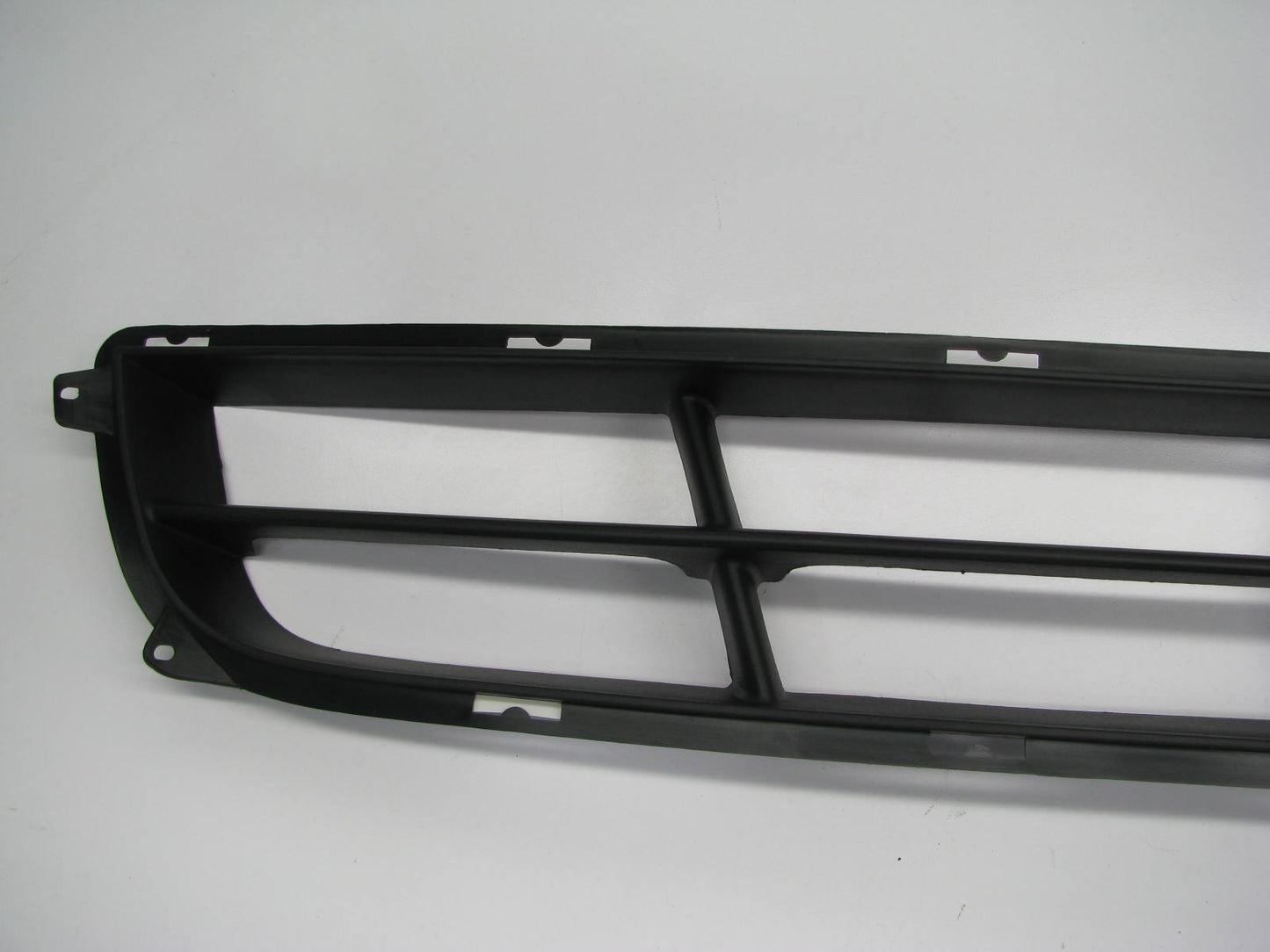 NEW - AFTERMARKET HY1036104 Front Grille For 2006-2008 Hyundai Sonata