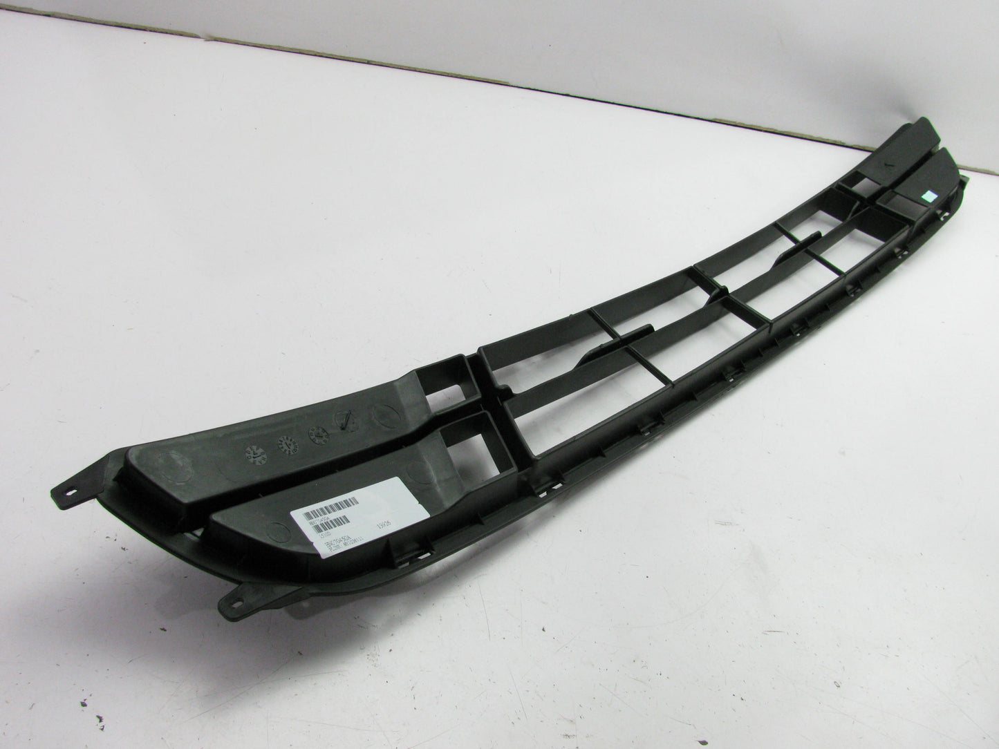NEW AFTERMARKET - HY1036111 FRONT LOWER CENTER Bumper Grille For 09-10 Sonata