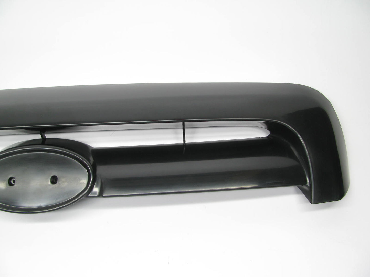 NEW AFTERMARKET - HY1202103 FRONT Grille BLACK For 2005-2006 Hyundai Santa Fe