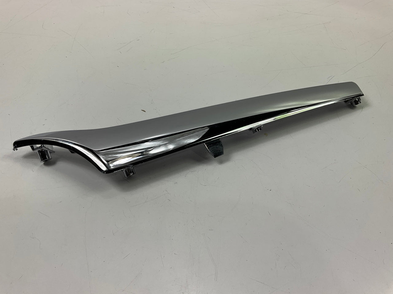 NEW - AFTERMARKET HY1213101 Right Passenger Grille Trim For 2012-2014 Accent