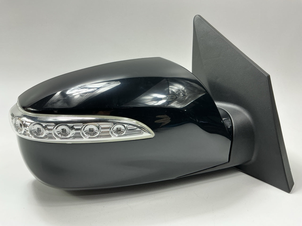 AFTERMARKET Right Passenger Side Powered Mirror W/ Turn Signal W/O Heated Glass