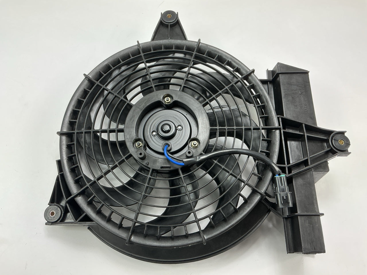 NEW - AFTERMARKET HYSA089AA A/C Condenser Cooling Fan Assembly