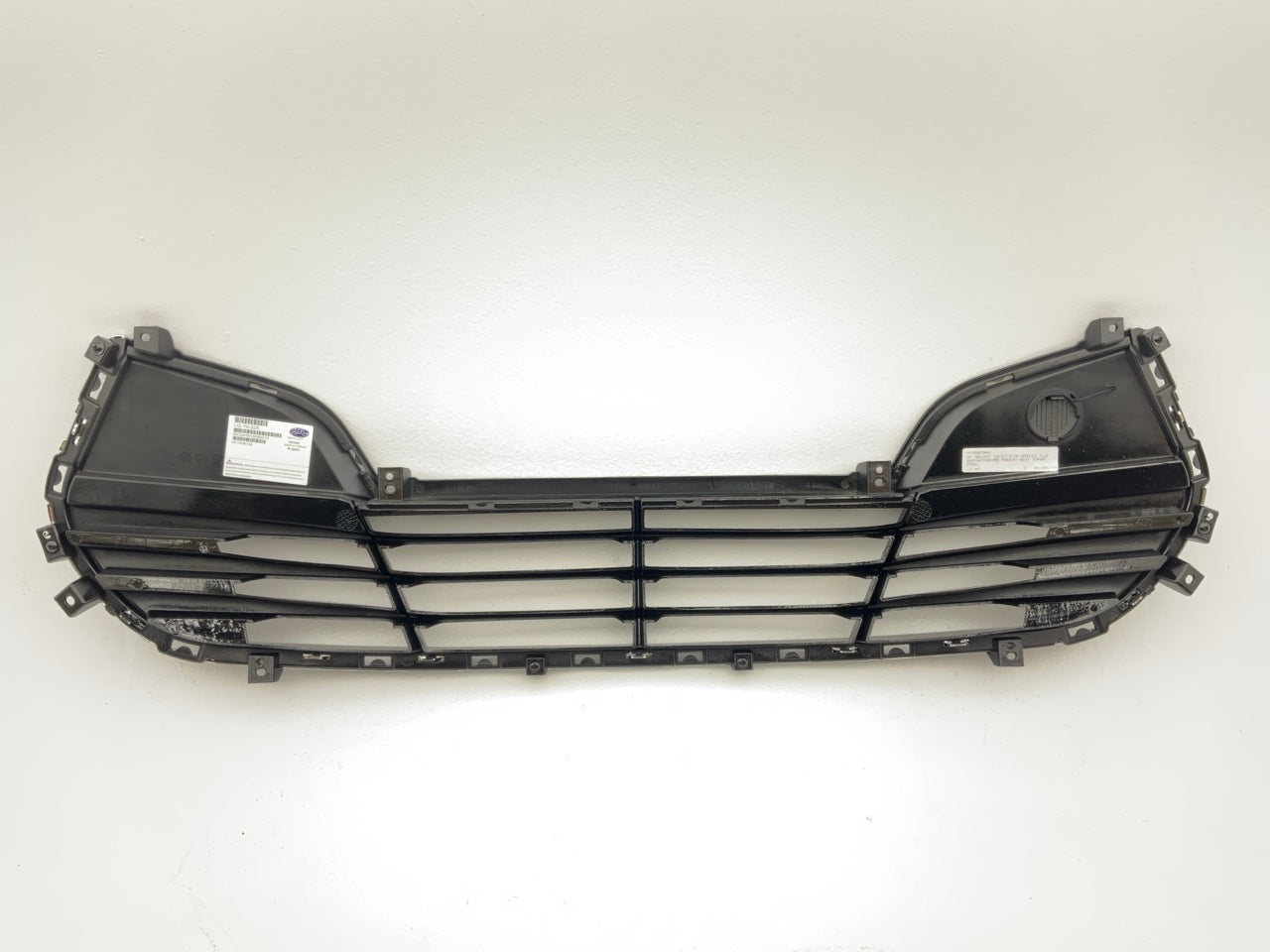 HYVS070AC Grille With Chrome Moulding For 2012-2017 Hyundai Veloster Non-turbo